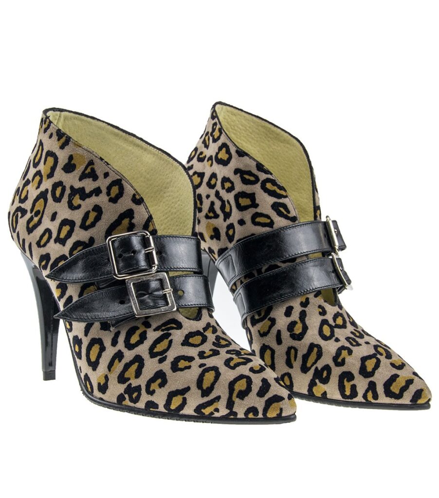 botine cu varf ascutit animal print